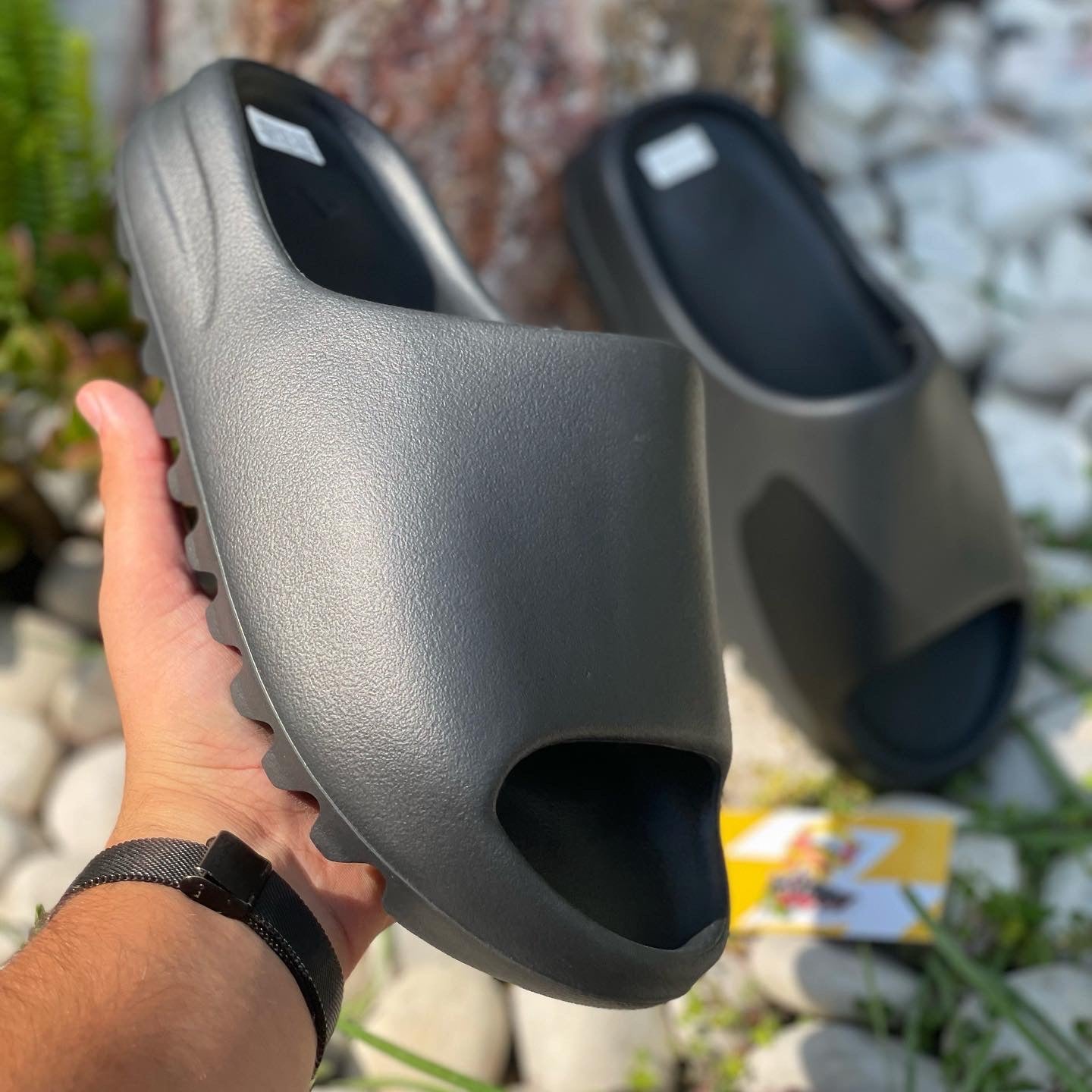 Yeezy Slide Slate Grey