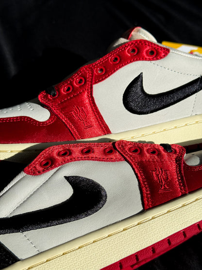 Air Jordan 1 Low x Trophy Room