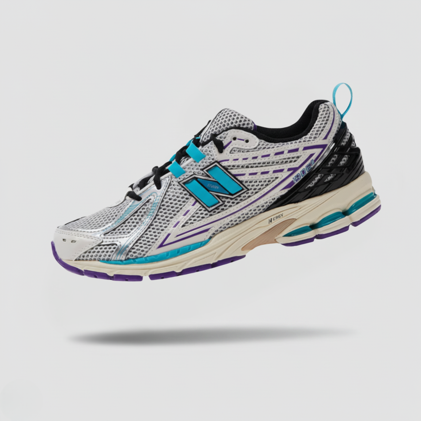 TENIS NEW BALANCE 1906 R SILVER METALLIC