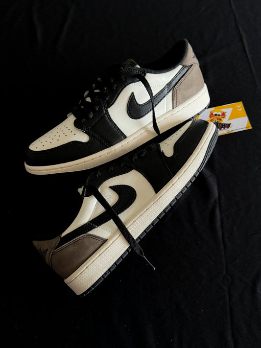Jordan 1 Low Mocha