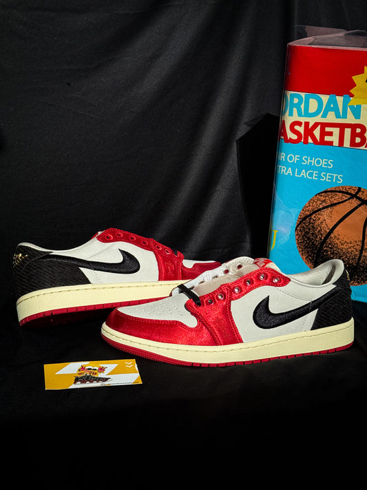Air Jordan 1 Low x Trophy Room