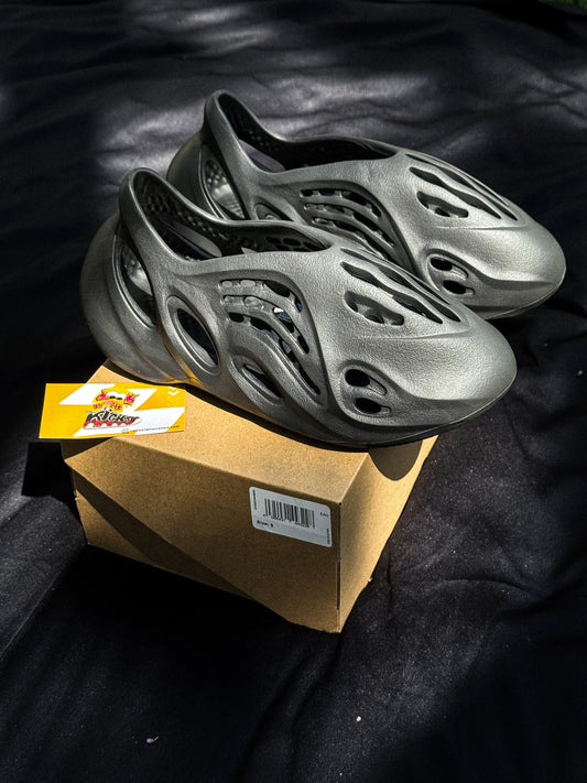 Yeezy Foam Rnnr Onyx