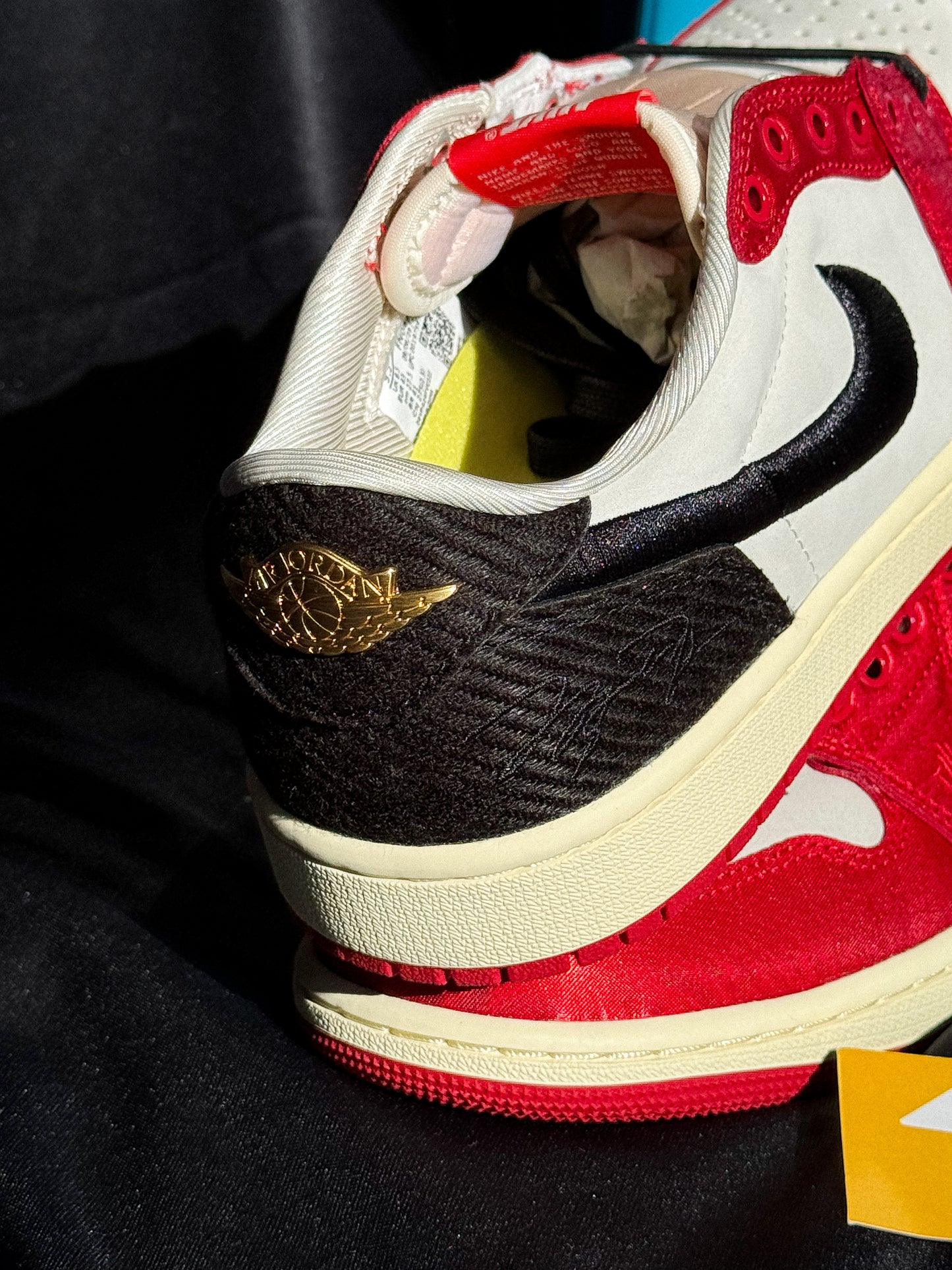 Air Jordan 1 Low x Trophy Room