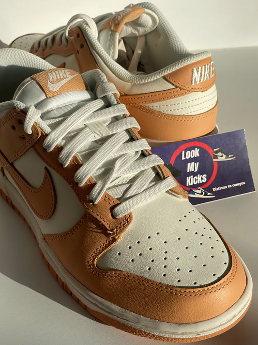 Nike Dunk low Harvest Moon