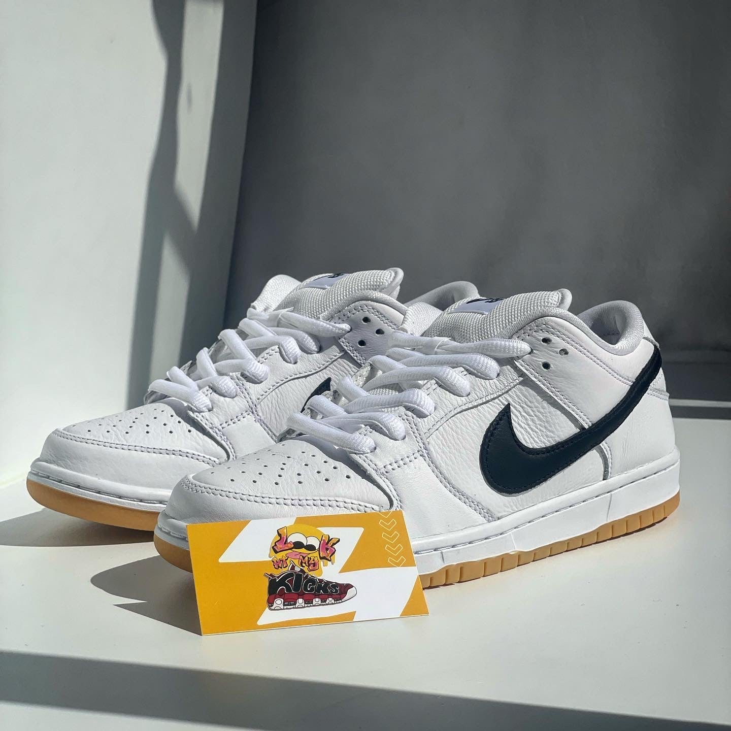 SB Dunk Low White Gum